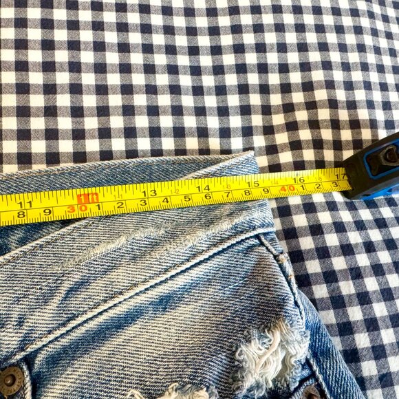 Moussy Vintage Distressed Cropped sz 26 - Picture 10 of 16